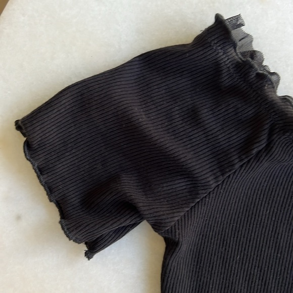 Mini Ruffle Bodycon Dress - 90s Style Black Bodycon Minimalist Fitted Mini Dress - Picture 5 of 8